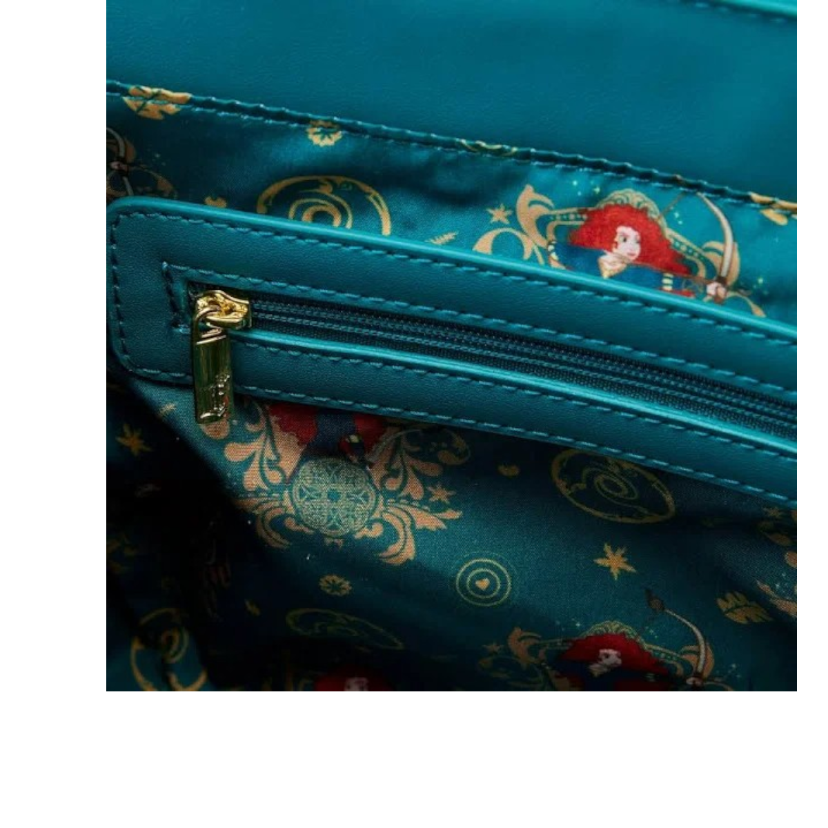 Loungefly Disney Brave Merida Princess Scene Crossbody AE Toy Box